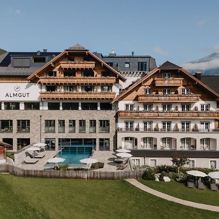 Almgut - Mountain Wellness Hotel Sankt Margarethen im Lungau Exterior photo